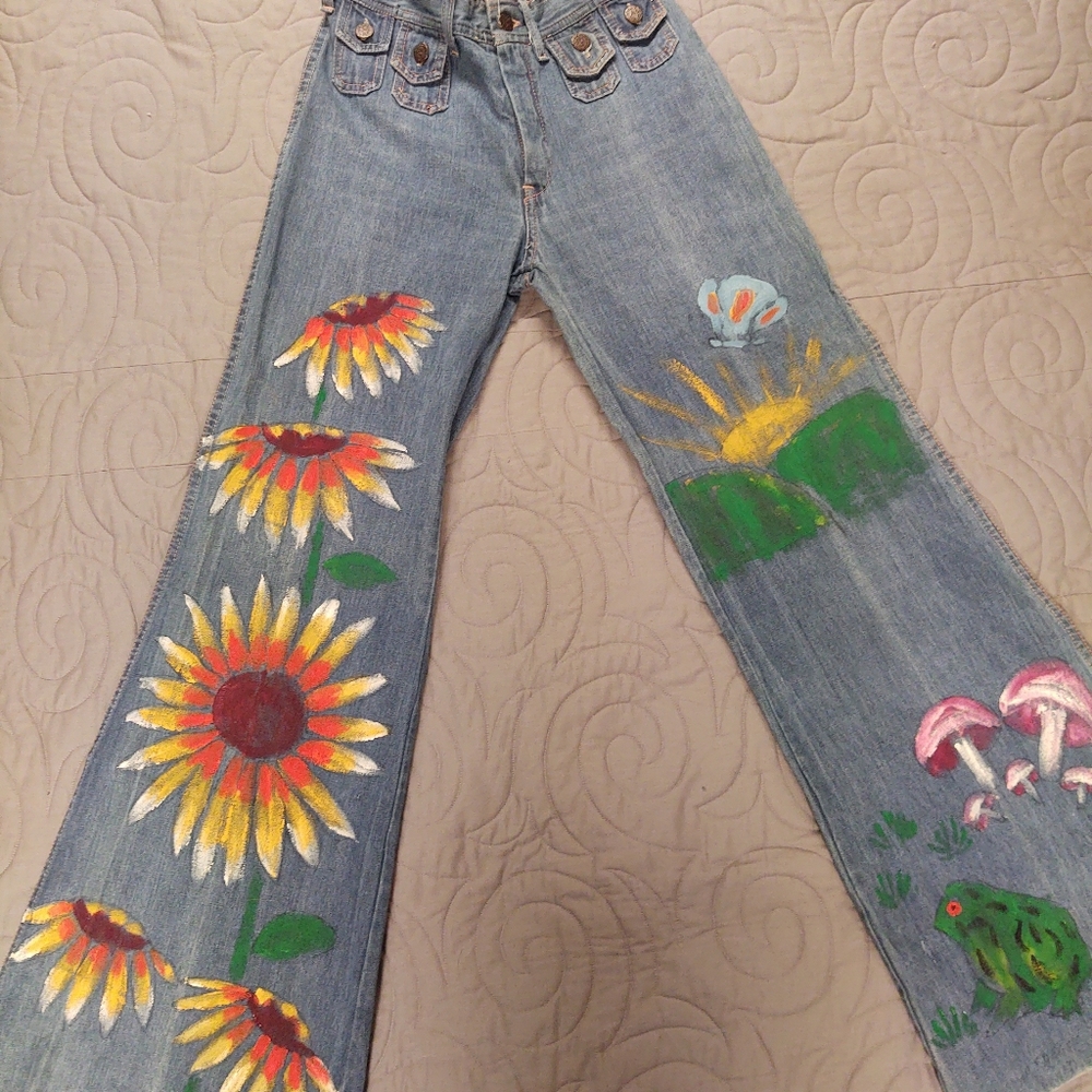 🌻🌞🐸1970s Hand Painted Jeans🐸🌞🌻